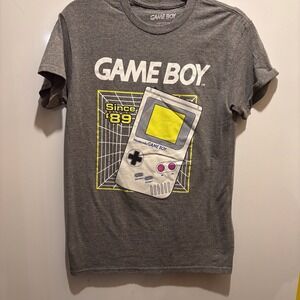 Game Boy T Shirt Size Small 34"‎ X 26"